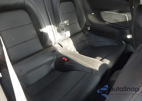 2020 Ford Mustang Ecoboost Premium Fastback z USA, uszkodzony, nr VIN 1FA6P8TD3L5153987